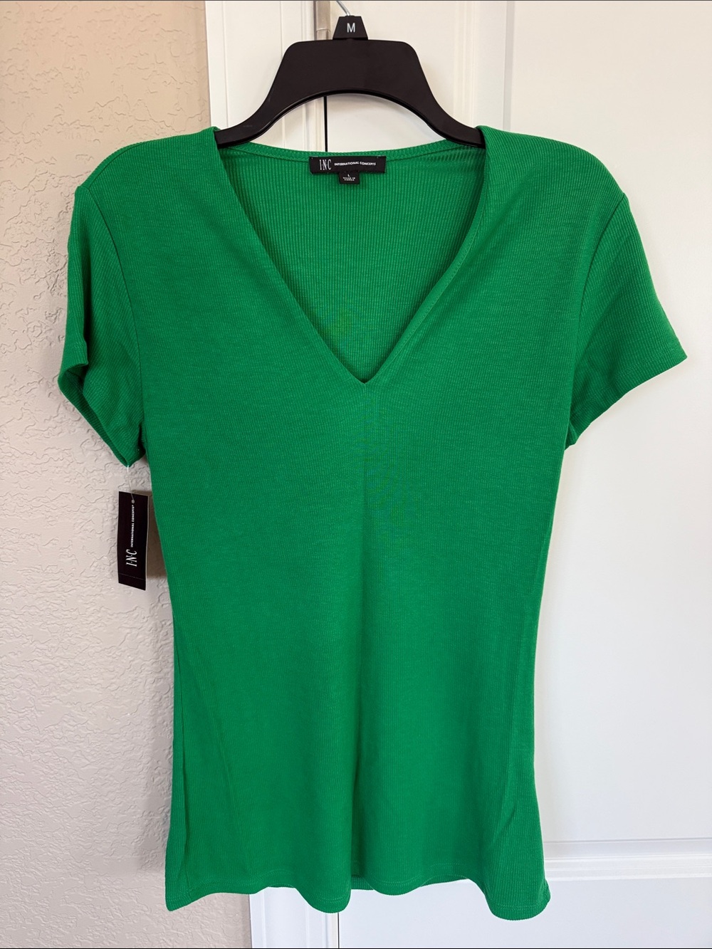 INC International Concepts GreenV-Neck Ribbed Short Sleeve Tee